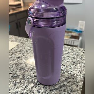 Purple smiley brumate multishaker